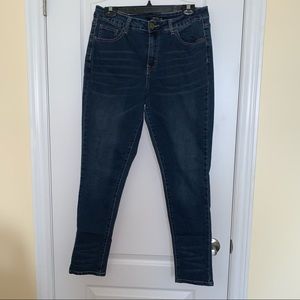 FOREVER 21 DARK WASH BLUE SKINNY JEANS SIZE 14W